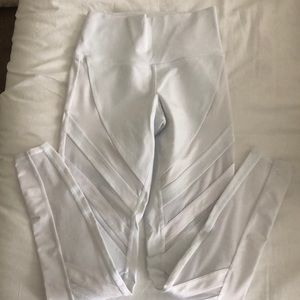 ALO Yoga White High-Waist Mesh Panel Leggings